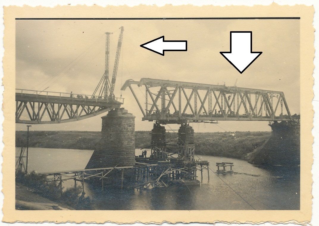 ORIGINALES FOTO WK2 DNEPR BRÜCKE OSTFRONT.jpg