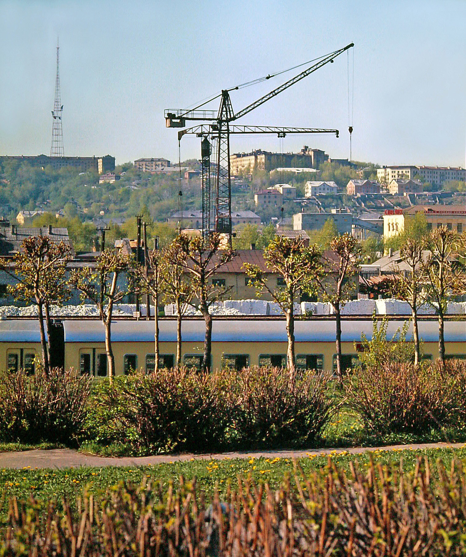Вид с Витебского шоссе (1972-1973).jpg