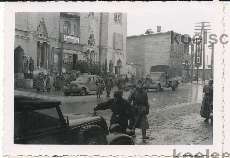 _Panzer Gr. 3 LKW´s PKW´s Geschütze Feldküchen Anh. Russland.JPG