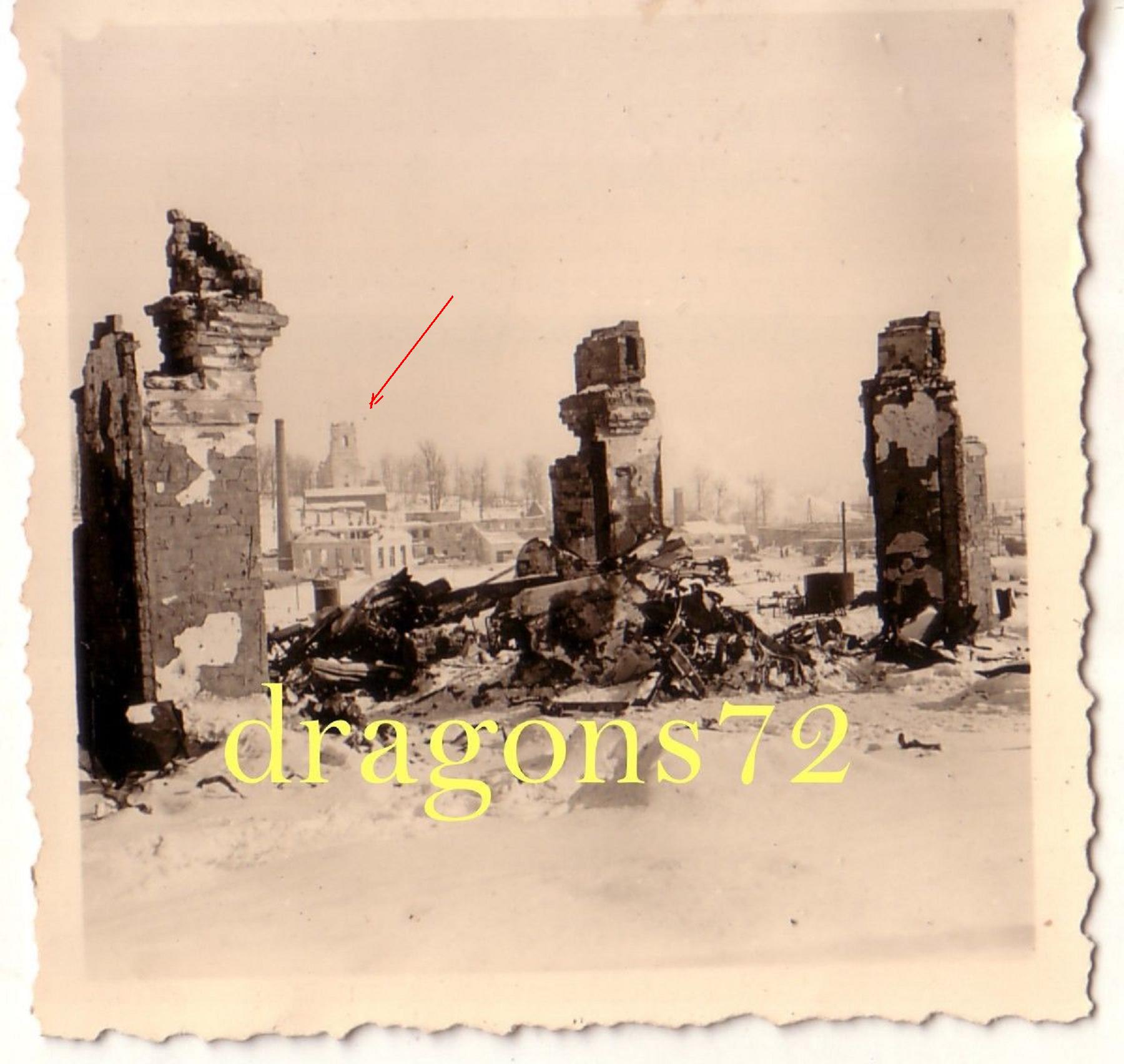 2-x-Foto-Ostfront-Smolensk-1942-Hauser-zerstortnieder-_57.jpg