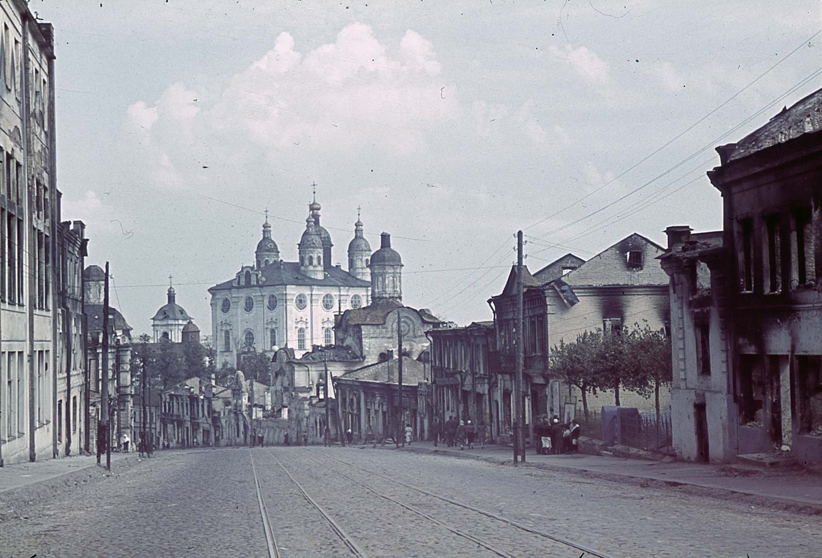 Smolensk mit Blick auf die Uspenski-Kathedrale, August 1941.jpg