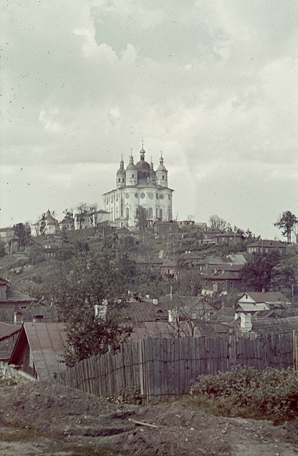 Uspenski-Kathedrale in Smolensk, August 1941.jpg