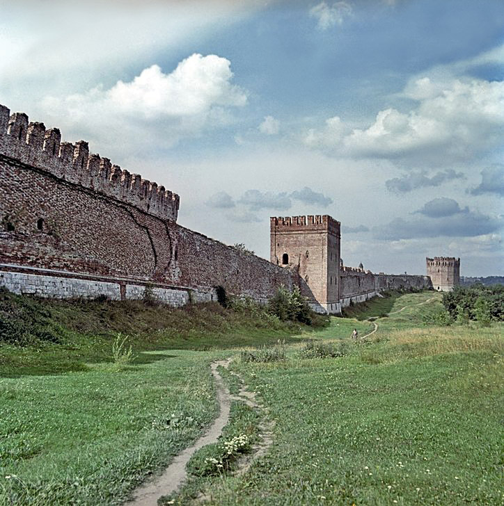 1971 Башни Позднякова и Веселуха.jpg