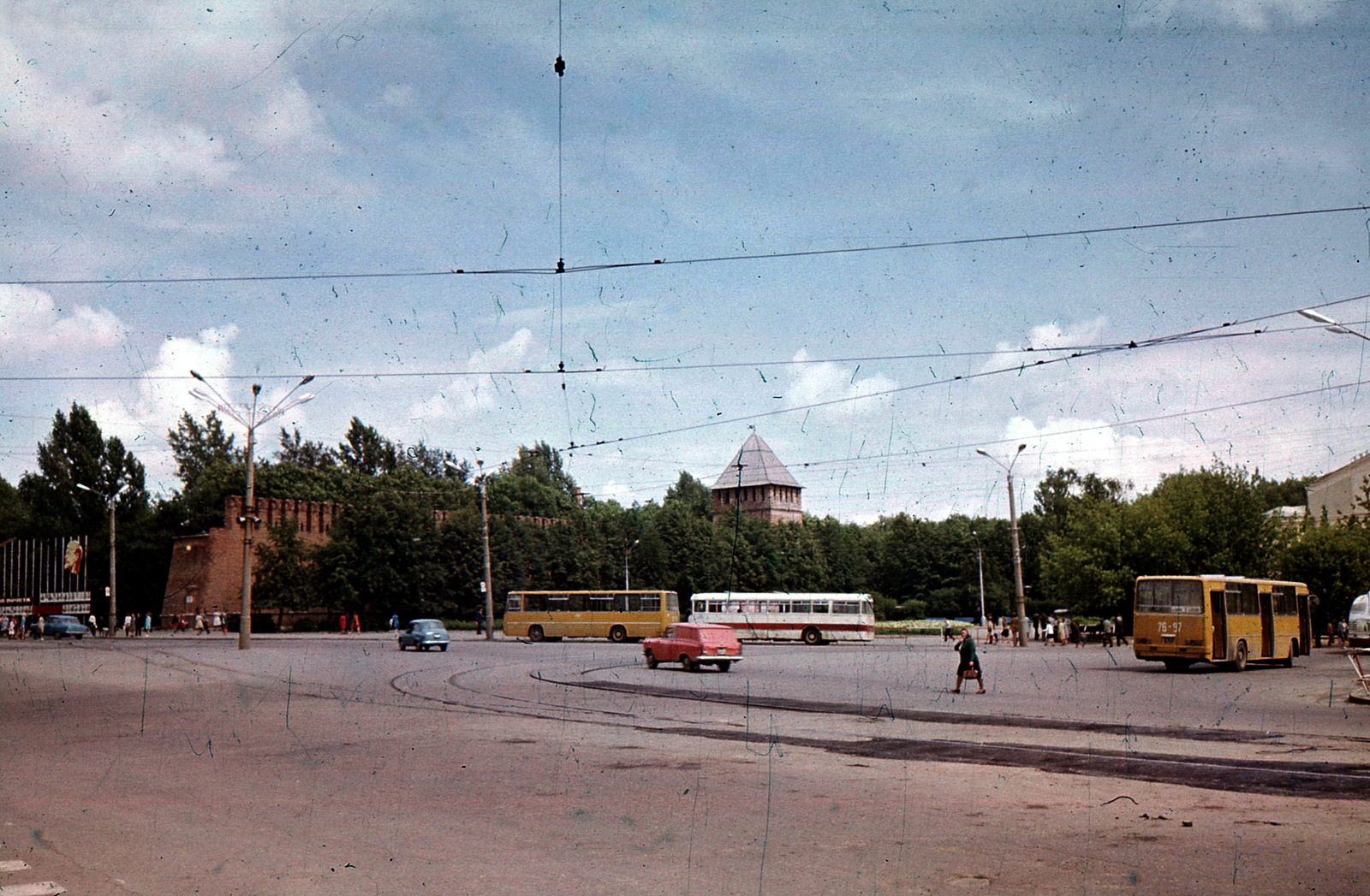 1975-1976 Площадь Смирнова.jpg