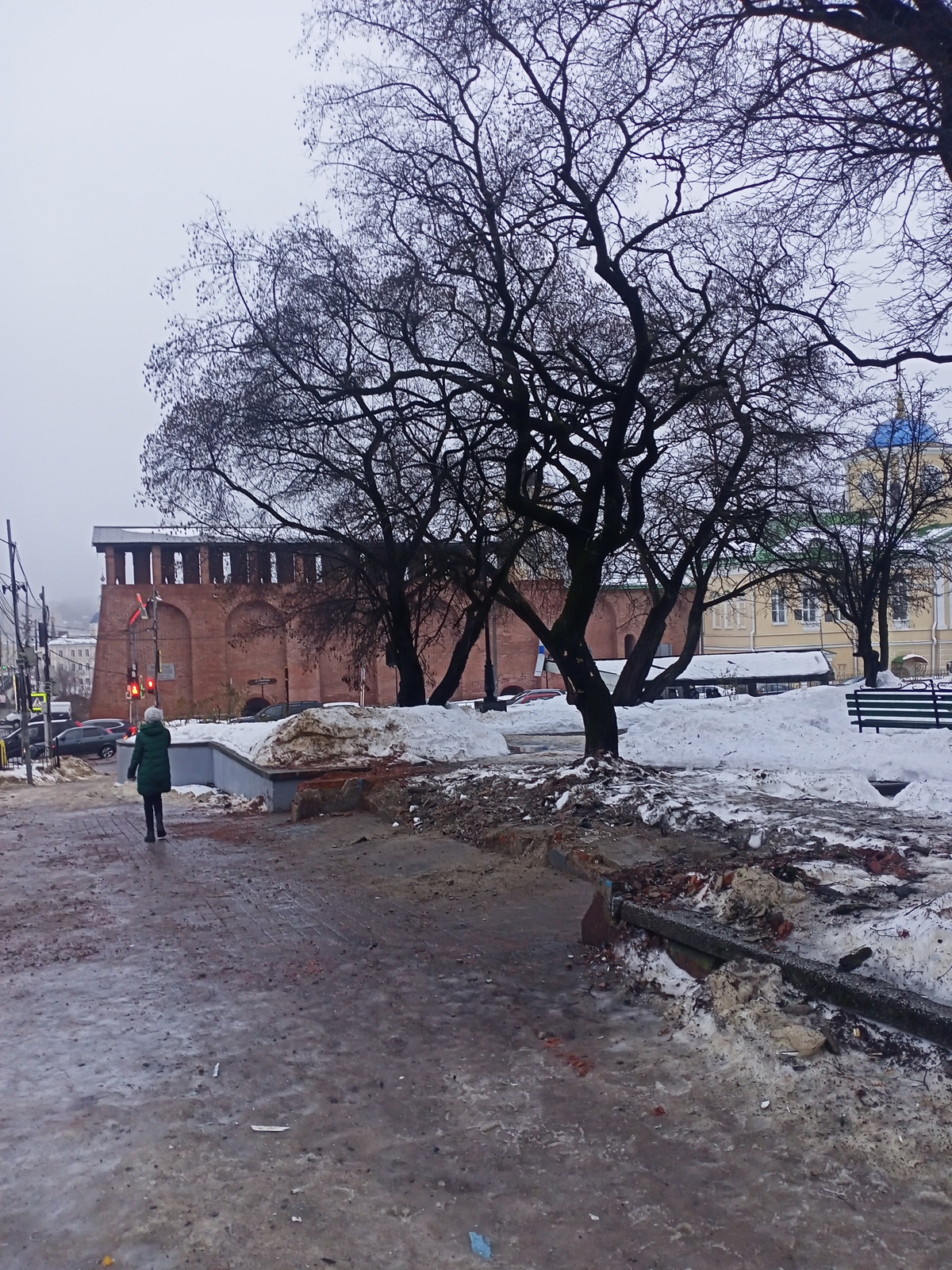 19.12.2023 Говоря, что соорудят какой-то новодел из недолговечных и некачественных материалов на месте прежней конструкции.